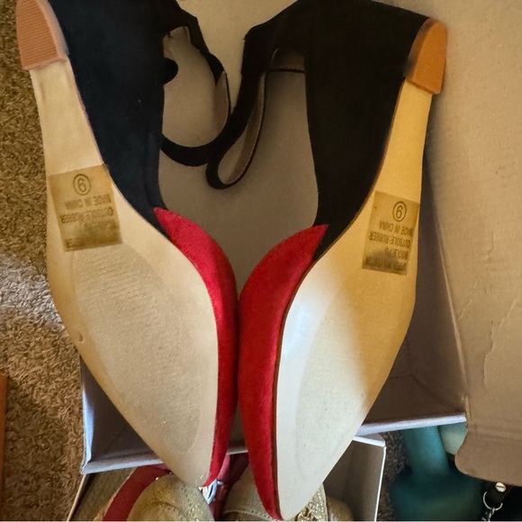 Suede journeys, Kova black red size 9 wedge pump - Picture 6 of 6